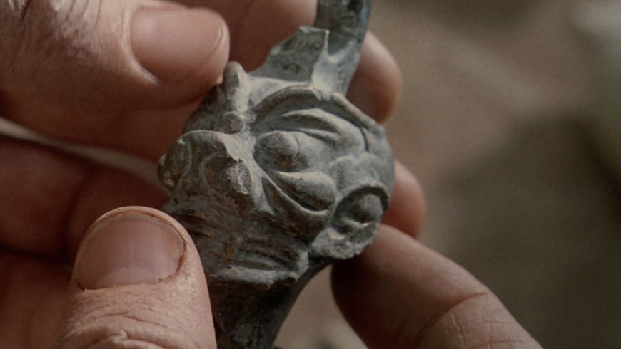 IMAGE: Still - amulet