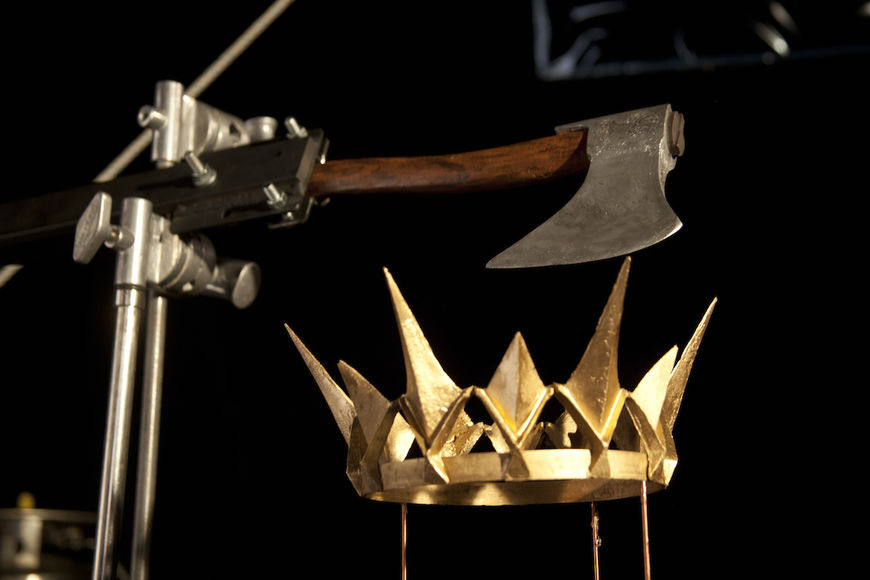 IMAGE: Photo – Axe and crown rig